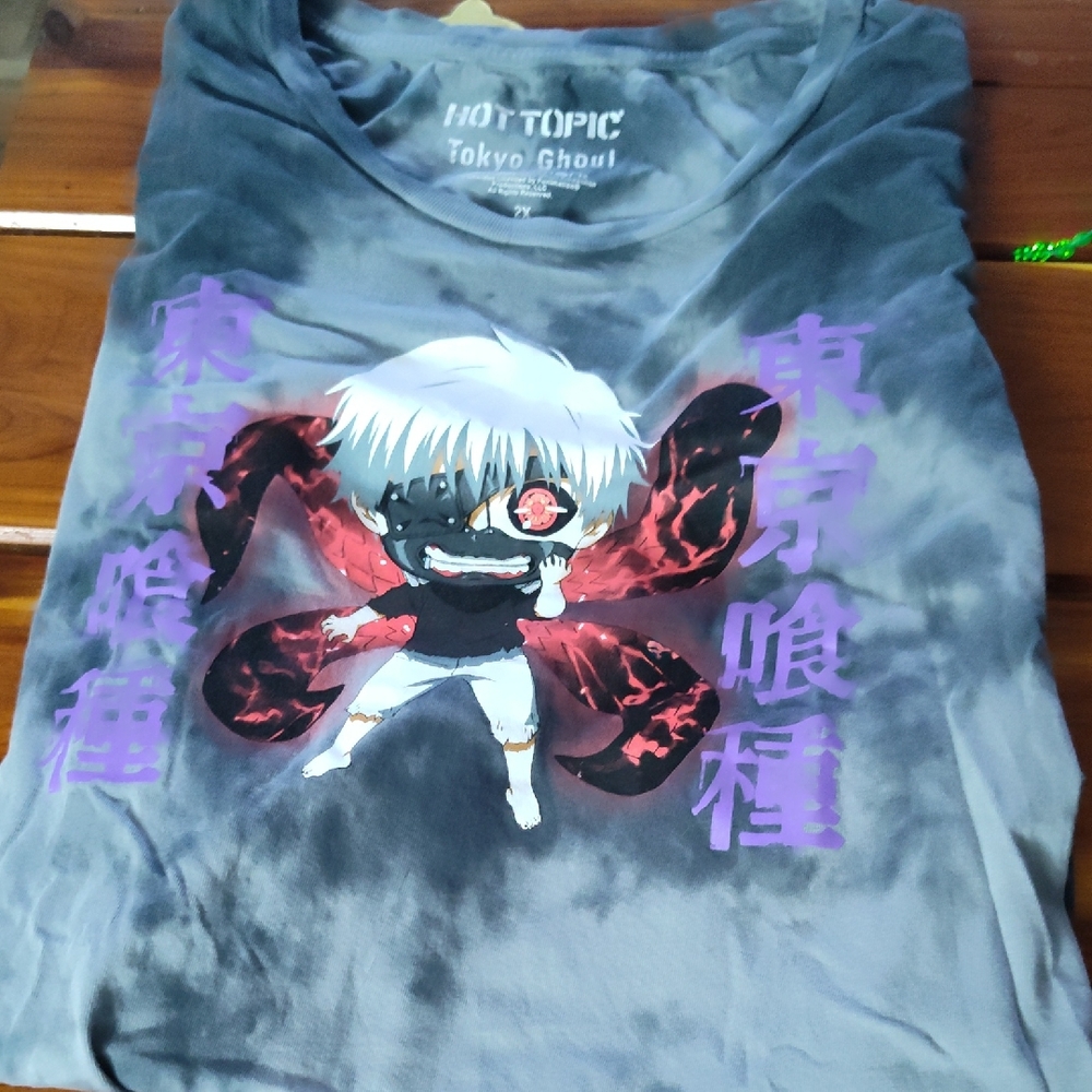 Hot Topic Tokyo Ghoul  Tee - Black and Purple